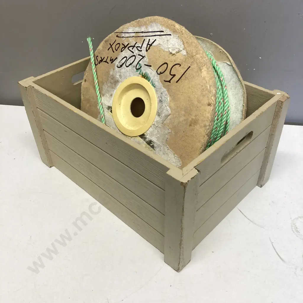 Rope With Wooden Box Image 1++